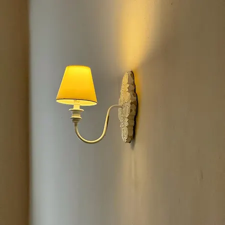 Opora 에르무폴리